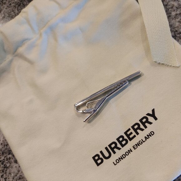 Burberry Tie Clip, metal, silver-tone, comes with baggie as pictured. - Picture 8 of 16